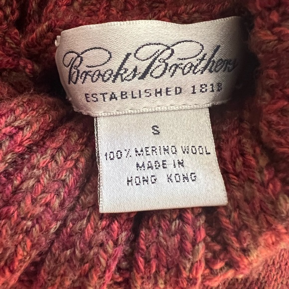 Beautiful Merino wool sweater. This item is reposhed - Picture 3 of 3